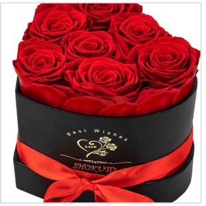 7-Piece Preserved Fresh Roses in Heart Box - Perfect Valentines Day